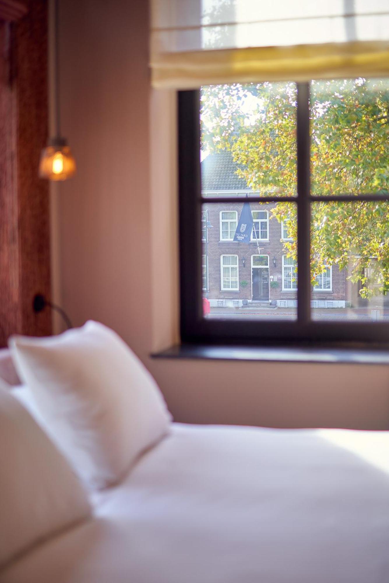 The Yard Noordkade Hotel
